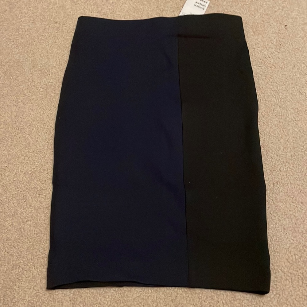 Brand new elastic waisted pencil skirt